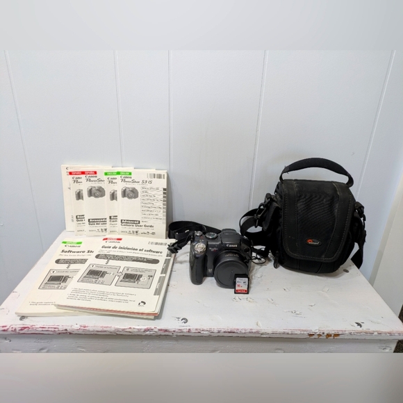 Canon PowerShot S3 IS 6.0 MP Bundle with Memory Card Case Instruction Booklets - Picture 1 of 11